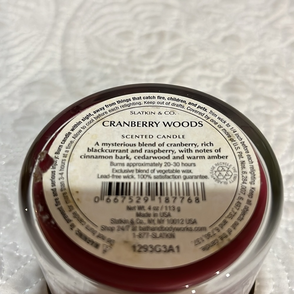 BB&W frosted cranberry theee wick and‎ cranberry woods single wick candles, new - Picture 15 of 15